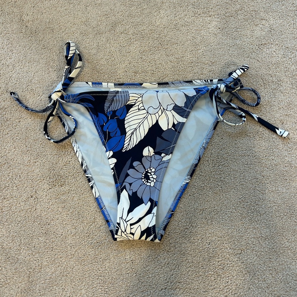 Aerie women’s bikini bottoms